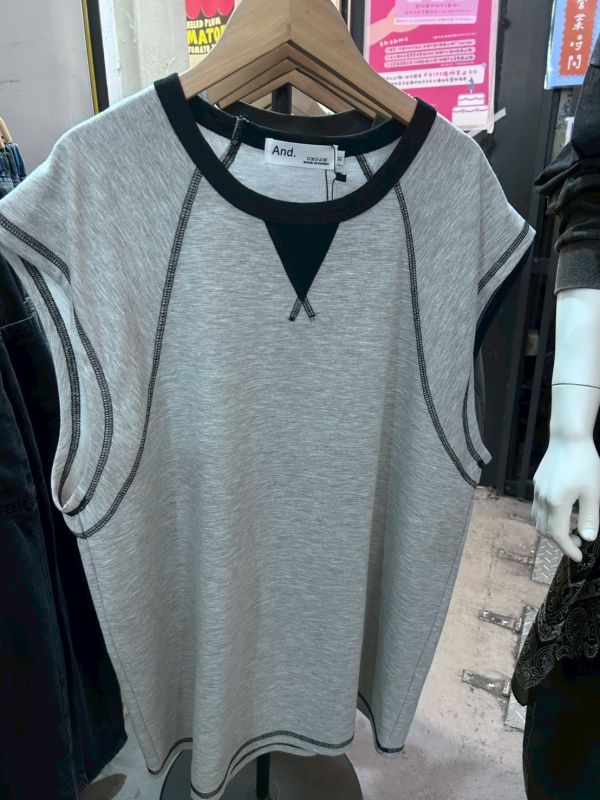 韓版雙線刺繡背心 