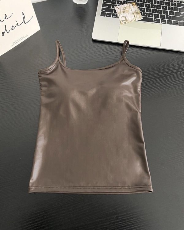 亮皮親膚小背心 