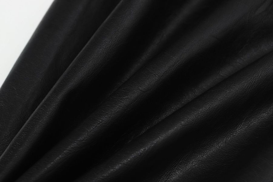 經典皮革彎刀褲 