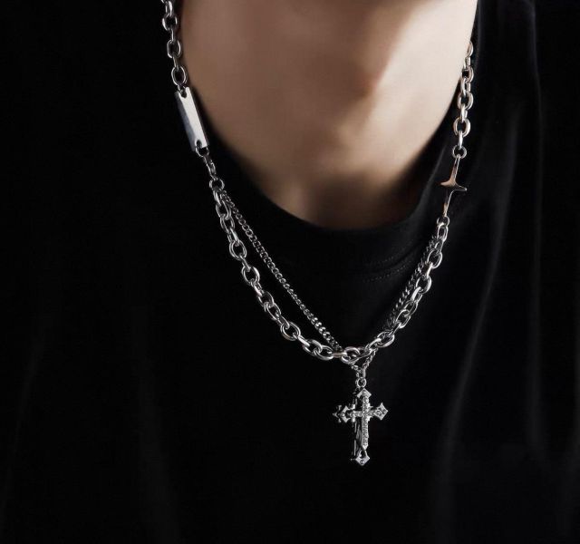 暗黑星十字星項鏈 
