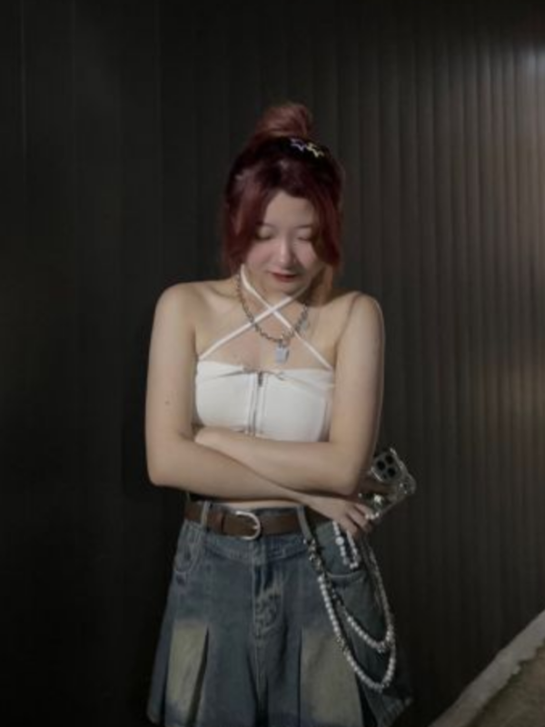 掛脖綁帶拉鍊上衣 