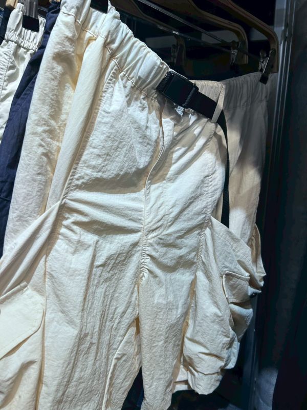 大口袋尼龍短褲 