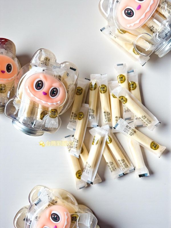 駝奶條糖 西域零嘴,新疆零嘴,新疆駝奶條糖,奶香味濃郁,不甜膩