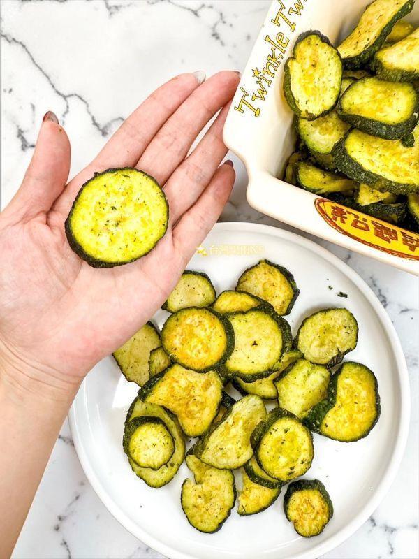 櫛瓜脆脆(小包) 櫛瓜脆脆,櫛瓜脆片,櫛瓜,蔬果脆片,蔬果脆脆,蔬果,台灣果雨