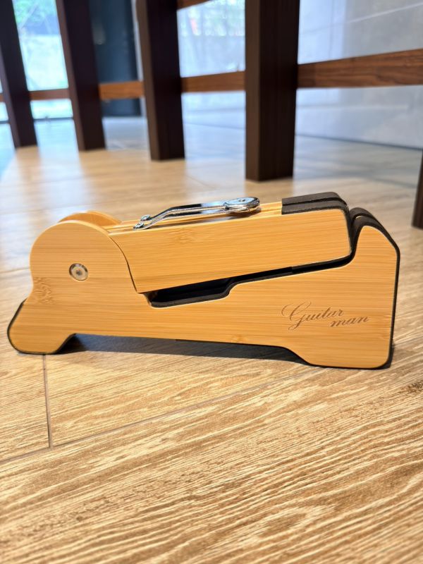 台灣原創 guitarman木質摺疊吉他架 吉他架、電吉他架