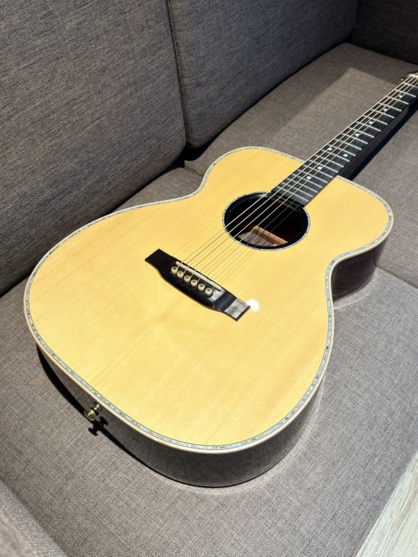 台灣原創 guitarman 全單訂製系列40吋 馬達加斯加玫瑰木 硝基漆 手工om桶吉他 烏克麗麗,學吉他,買吉他,手工製,吉他,旅行吉他,吉他袋,吉他教學,全單琴,全單