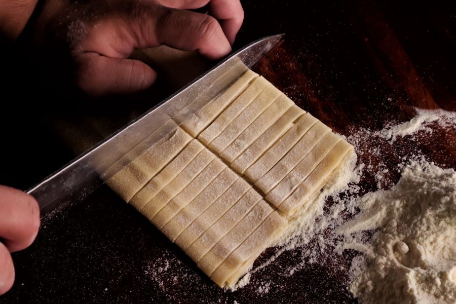 冷凍手工刀切義大利寬麵 