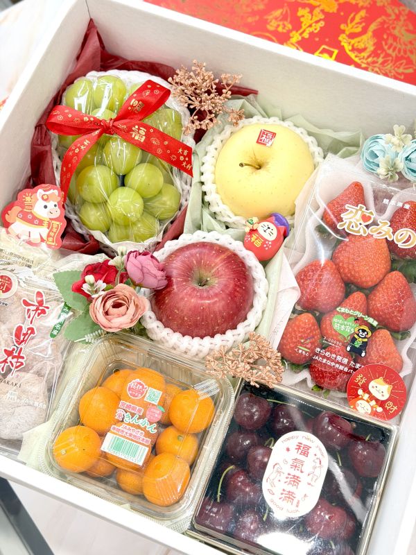 金運奔馥11 新年禮盒,2026,馬年,過年禮盒,送禮首選,禮盒,水果禮盒,精緻禮盒,禮盒推薦,馬年禮盒,過年,日本蘋果,蘋果,蘋果禮,日本蜜柑,櫻桃,市田柿,柿餅,草莓,日本草莓