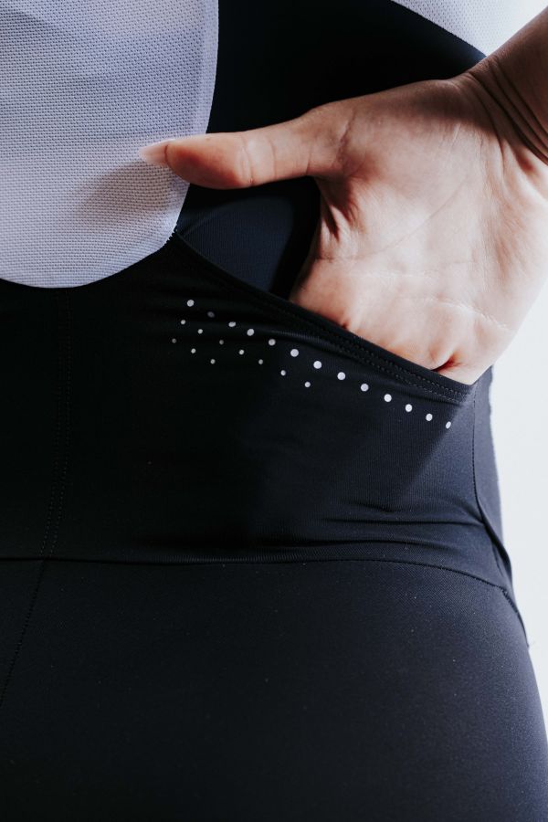 RACER TTSUIT女款有袖三鐵服 Z3R0D Racer 女款鐵人三項服
鐵人三項女款連身服   
女款鐵人三項服
女款三鐵服
長距離比賽裝備