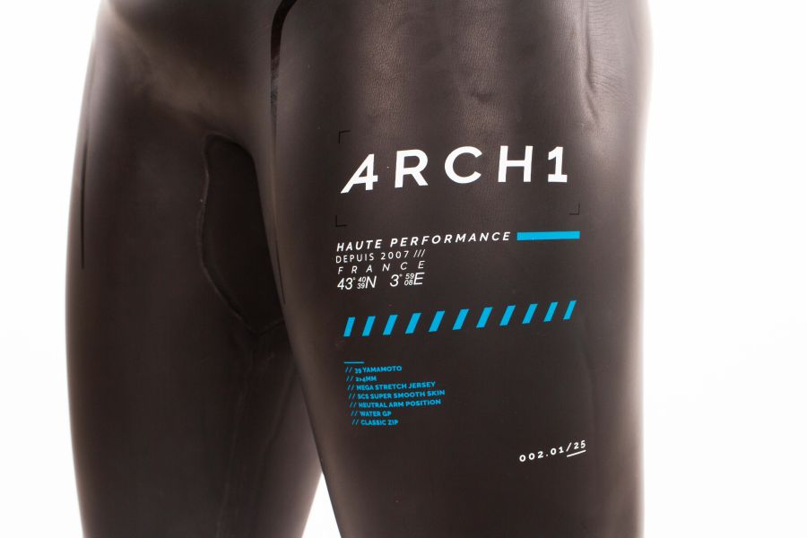 ARCHI 男款防寒衣 Z3R0D wetsuit
Z3R0D防寒衣
men’s triathlon wetsuit