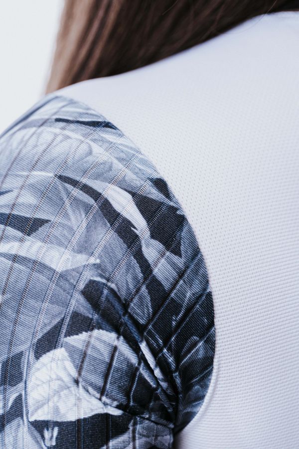 RACER TTSUIT女款有袖三鐵服 Z3R0D Racer 女款鐵人三項服
鐵人三項女款連身服   
女款鐵人三項服
女款三鐵服
長距離比賽裝備