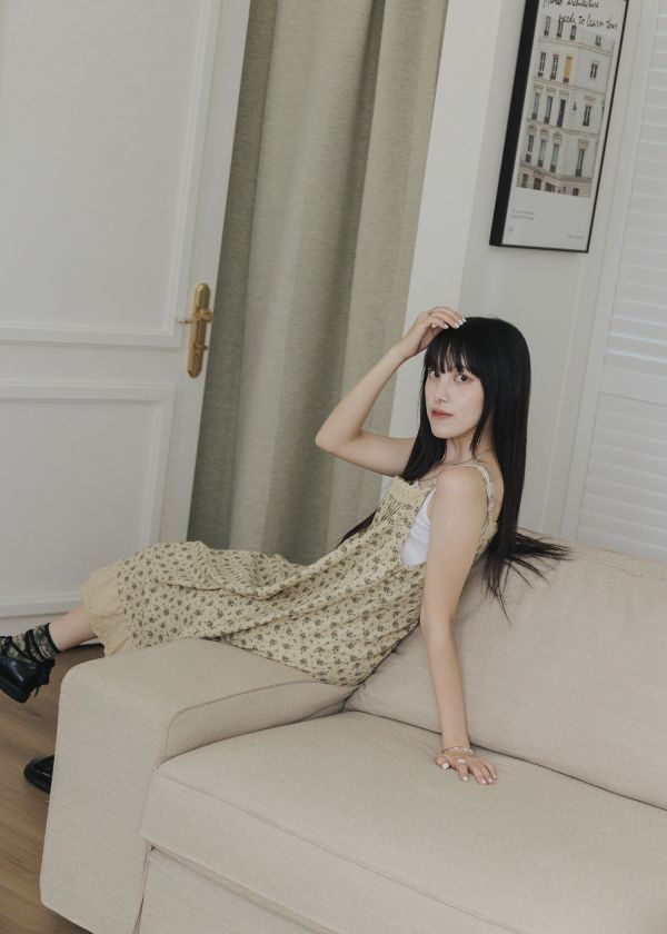 日系復古碎花吊帶長洋裝 