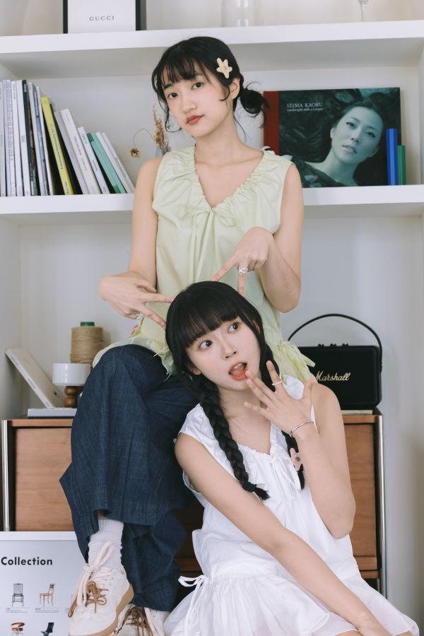 夏日雲朵蓬蓬背心短洋裝（兩色） 韓系上衣 花苞上衣 蕾絲