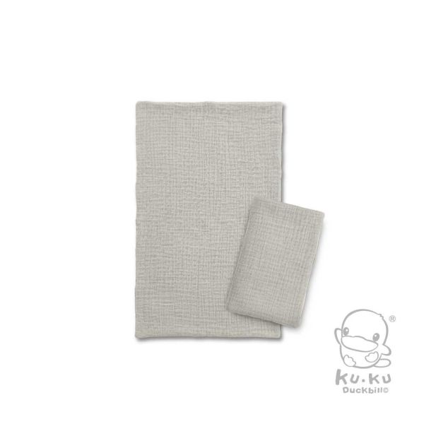 酷咕鴨 KUKU PLUS 六層紗布濕巾 2入｜雲朵紗・新生兒可用・敏感肌清潔 六層紗布濕巾、嬰兒紗布巾、新生兒濕巾、酷咕鴨濕巾、KUKU PLUS、嬰兒洗澡紗布、敏感肌嬰兒清潔