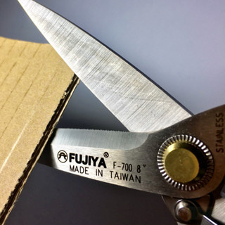 含稅   鹿洋五金 FUJIYA 富具亞 F-700 台灣製 8" 不鏽鋼專業剪刀210mm 銅鐵鋁 不銹鋼剪刀 