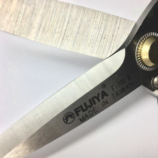 含稅   鹿洋五金 FUJIYA 富具亞 F-700 台灣製 8" 不鏽鋼專業剪刀210mm 銅鐵鋁 不銹鋼剪刀 