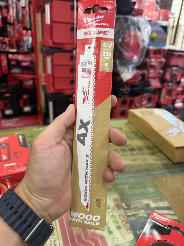 Milwaukee 美沃奇 9吋 AX 雙金屬木工鋸片 48-47-5026 軍刀鋸片 帶釘木材切割 5TPI 