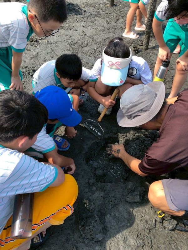 彰濱水樂園【向海而生】永續實踐一日遊：從白海豚到餐桌的ESG漫旅 彰濱水樂園,ESG,企業團建,Team Building,永續旅遊,CSR,彰化旅遊,彰化一日遊,白海豚,潮間帶,食魚教育,芳苑,環境教育,海洋委員會,彰化縣政府