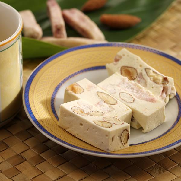 Nougat-Taro and coconut milk Flavor 南洋風情牛軋糖