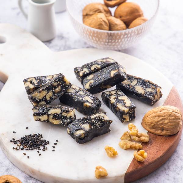 芝麻核桃糕-100g(直營門市無販售) 櫻桃爺爺,核桃糕,手工,伴手禮,芝麻,芝麻核桃糕