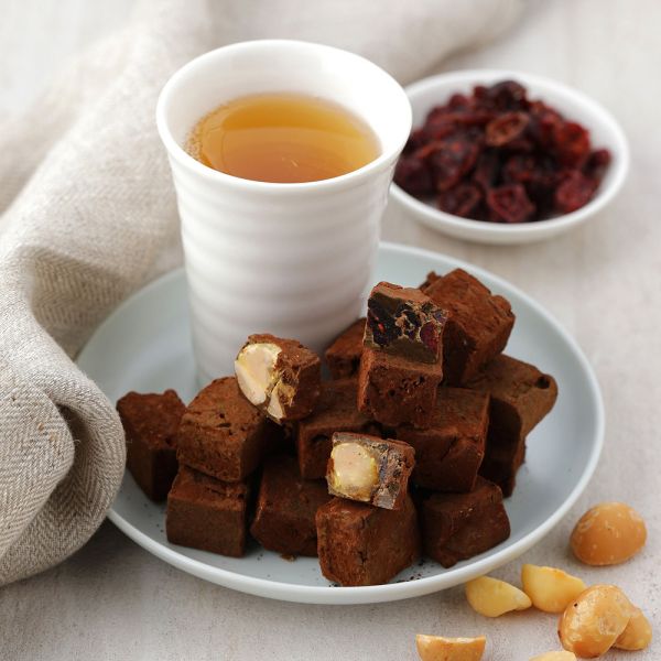 夏威夷豆蔓越莓黑鑽-100g 