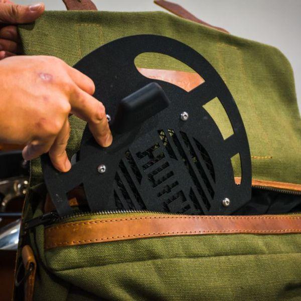 Portable Helmet Rack 安全帽架,安全帽 收納,可攜式 安全帽架,安全帽收納方式,安全帽架ptt,浩克帽架,浩克手工傢俬,浩克安全帽架,huck 安全帽架,helmet rack,桌上型,安全帽架推薦