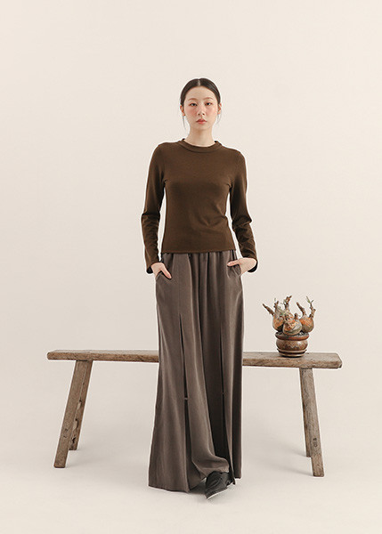 Serenor_從容毛料針織上衣_咖 