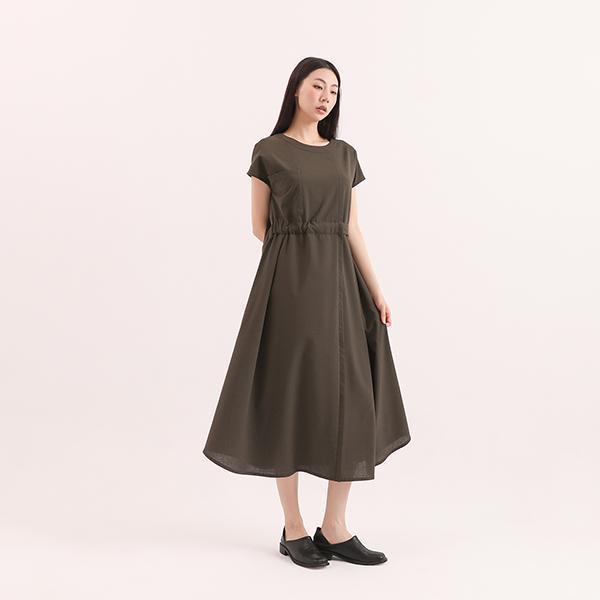 Reunion_重逢大口袋洋裝_橄欖綠 