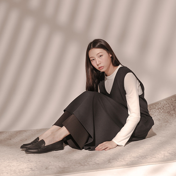 Dayrest_余暇剪接背心洋裝_藏青 