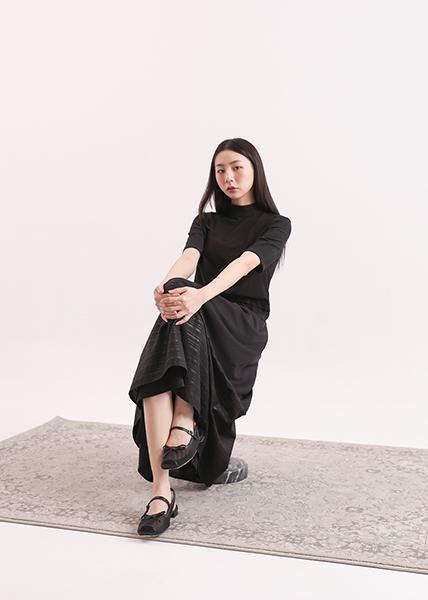 Hover_盤旋透視上衣_黑 