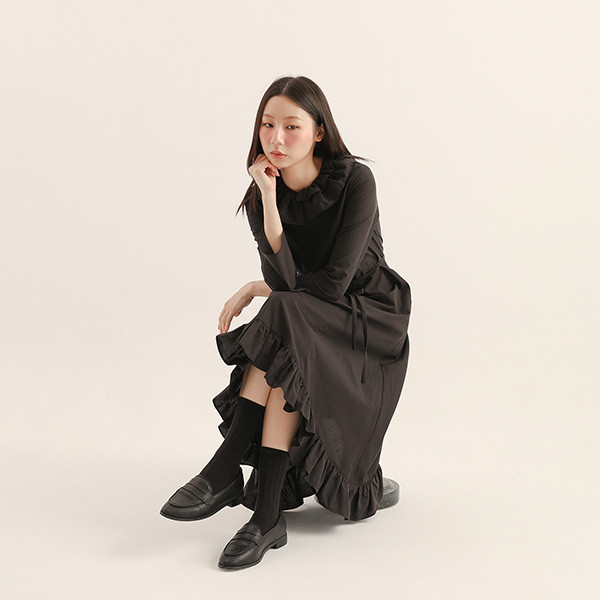 Xinya_新芽荷葉洋裝_黑 