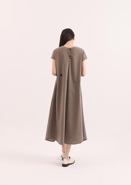 Reunion_重逢大口袋洋裝_棕 
