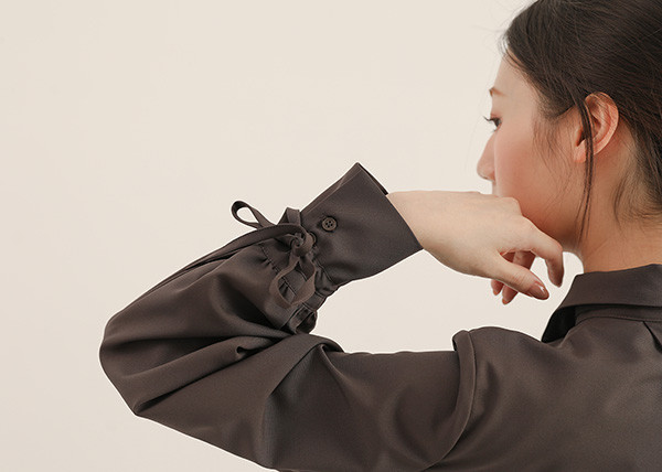 Pianzhi_偏執裁片襯衫_鐵灰