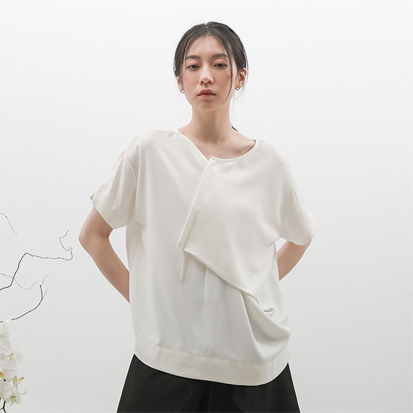 Qianyu_千羽造型褶片上衣_白 