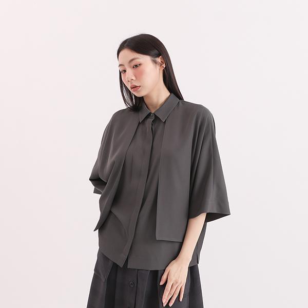 Trigonometric_三角函數小露背襯衫_灰藍 