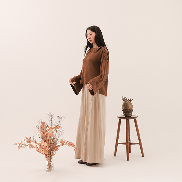 Density_密度前短後長寬袖上衣_可可 