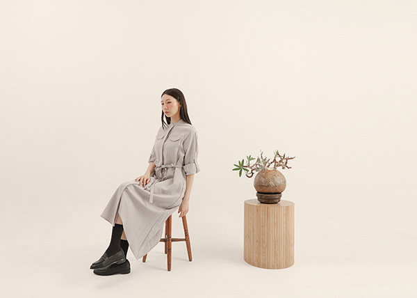 Outstand_曠世不對稱洋裝_灰 