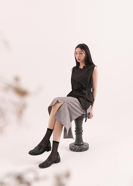 Adagio_微步剪接鉛筆裙_灰格紋 