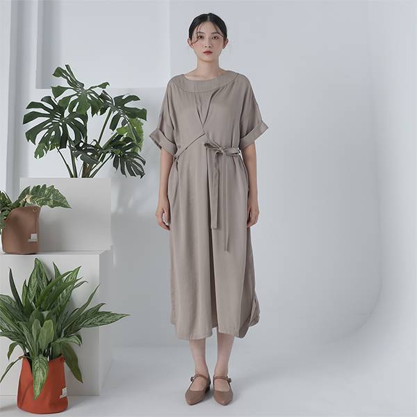 Wangyou_忘憂綁帶洋裝_卡其 