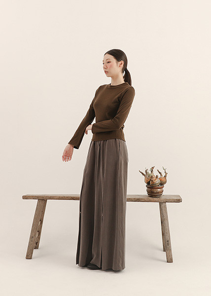 Serenor_從容毛料針織上衣_咖 