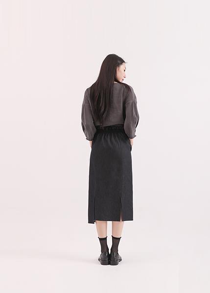 Adagio_微步剪接鉛筆裙_單寧黑 