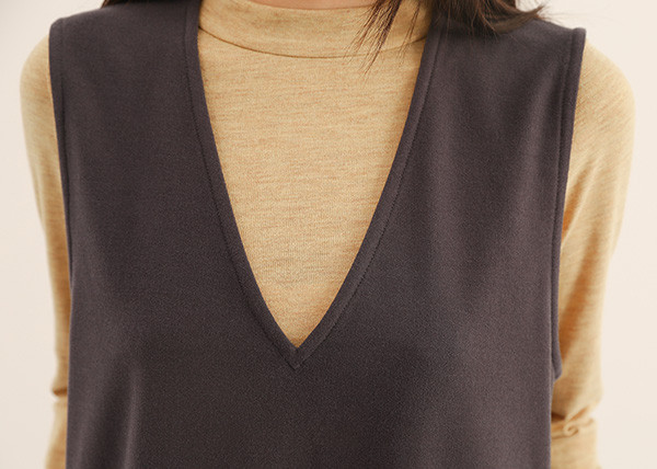 Dayrest_余暇剪接背心洋裝_深藍 