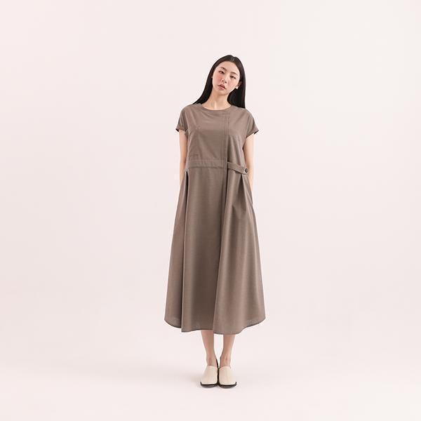 Reunion_重逢大口袋洋裝_棕 