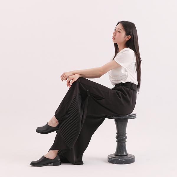 Wuyin_無垠百褶寬褲_黑 