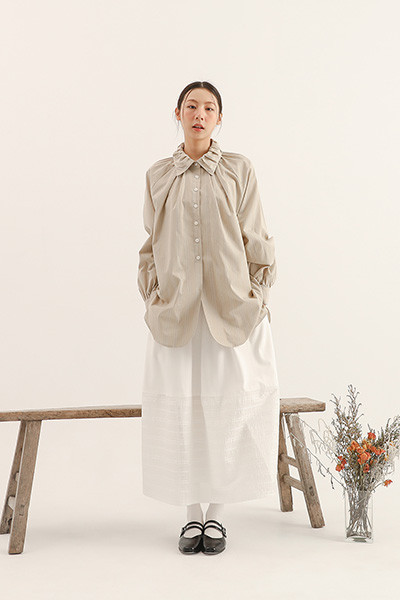 AlmondBlossoms_杏花長版襯衫_卡其條紋 