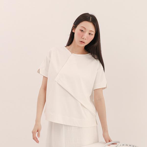 Qianyu_千羽造型褶片上衣_白 