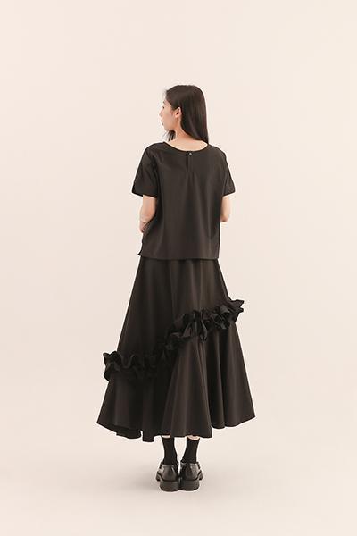 Qianyu_千羽造型褶片上衣_黑 