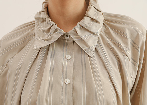 AlmondBlossoms_杏花長版襯衫_卡其條紋 