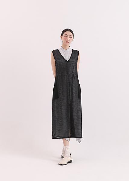 Dayrest_余暇剪接背心洋裝_黑 