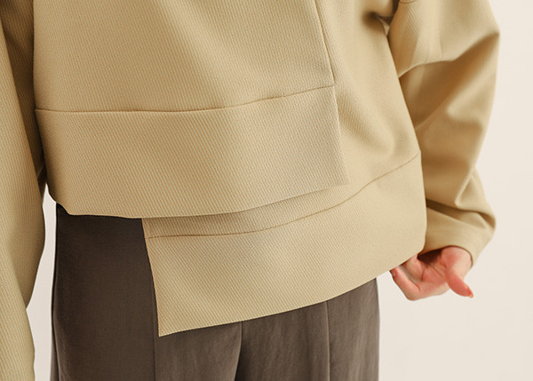 Jiaozhi_交織褶片上衣_芥黃 